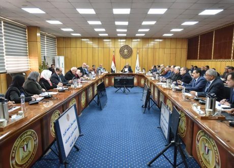 وزير القوى العاملة يناقش تنفيذ خطة إدماج «ذوي الهمم» في سوق العمل