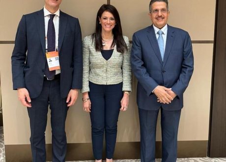 Saudi firm ACWA Power interested in expanding investments in Egypt in renewable energy, water desalination, green hydrogen