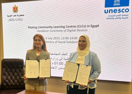 UNESCO donates digital devices to back technology-enabled learning in pilot CLCs in Egypt