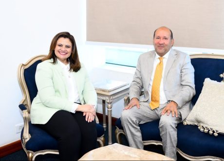 وزيرة الهجرة تبحث إشراك المصريين بالخارج فى مبادرة المشروعات الخضراء الذكية
