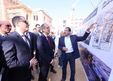 وزير الاتصالات يتفقد إنشاء مركز إبداع مصر الرقمية “كريتيفا” بقصر الملك فؤاد الأول