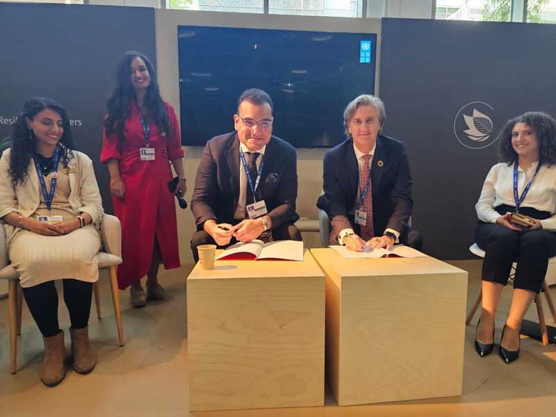 مذكرة تفاهم بين بنك الطعام وبرنامج الأمم المتحدة لتمكين صغار المزارعات بفعاليات «COP28»