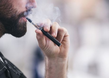 WHO urges action to control e-cigarettes to protect children
