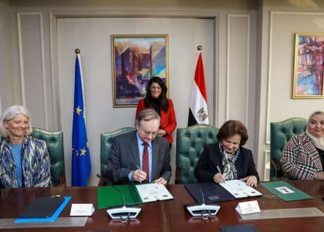 «المشاط» تشهد توقيع اتفاقية «مبادرة تمكين الأطفال» بين الاتحاد الأوروبي و«القومي الطفولة والأمومة»