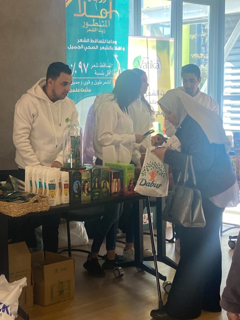 «دابر» تتبرع بـ 40% من مبيعات «The Hair Addict» لدعم الطلاب الفلسطينيين