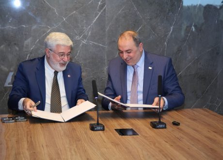 مذكرة تفاهم لتعزيز جودة التعليم في العالم العربي.. تفاصيل