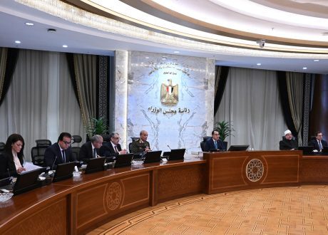 مدبولي يوجه الأجهزة الرقابية بالنزول للأسواق والتأكد من خفض الأسعار بصورة حقيقية