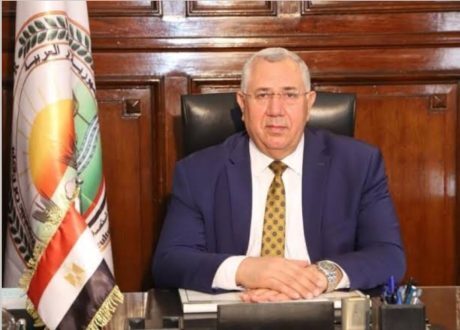 “وزير الزراعة “يبحث تعزيز تطبيقات برامج الابتكار والتكنولوجيا في  الزراعة