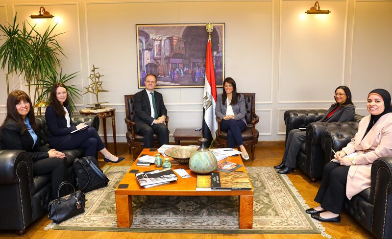 وزيرة التعاون الدولي: مباحثات حول تعزيز جهود أمن الطاقة وتنفيذ مشروعات برنامج «نُوَفِّي»