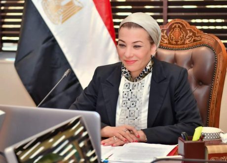 وزيرة البيئة تطلق المرحلة الثالثة من البرنامج الوطنى لإدارة المخلفات الصلبة