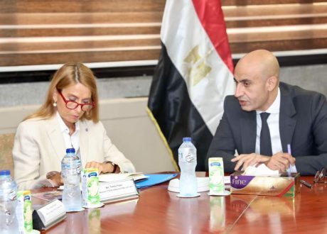 وزير التربية يناقش سبل التعاون مع مدير مكتب اليونسكو الإقليمي بالقاهرة