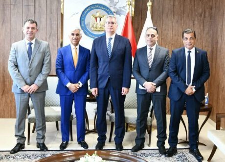 “وزير البترول” يلتقي رئيس ابيك لبحث مستجدات التعاون في مجال صناعة المواسير