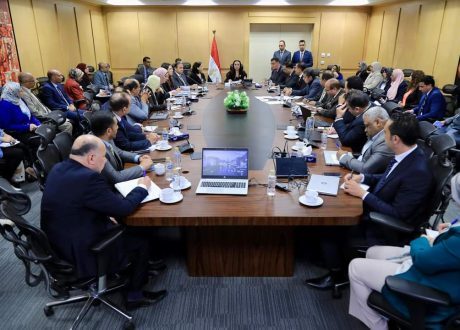 وزيرة التضامن: نستهدف التوسع في رقمنة الخدمات ورفع كفاءة الموظفين