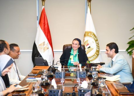 وزيرة البيئة: نهدف لخلق نموذج لمدن مصرية مستدامة تمهد للانتقال الأخضر