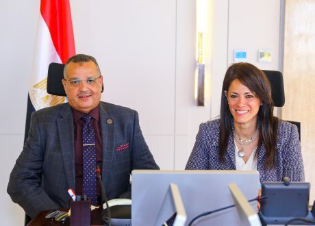 وزيرة التخطيط تتابع مع محافظ جنوب سيناء مشروعات الخطة الاستثمارية بالمحافظة