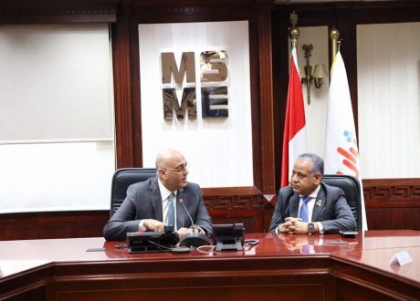 ضمن مبادرة «بداية».. «تنمية المشروعات» يفتح أسواق جديدة لتصدير منتجات المشروعات المتوسطة والصغيرة