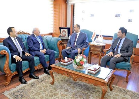 محافظ سوهاج ورئيس هيئة تنمية الصعيد يبحثان سبل التعاون المشترك ودعم قطاع الاستثمار بسوهاج