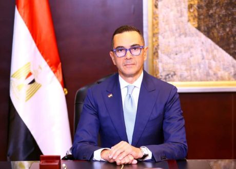 وزير الاستثمار يبحث مع مجموعة دلة البركة السعودية المشروعات الحالية والمستقبلية بالسوق المصري