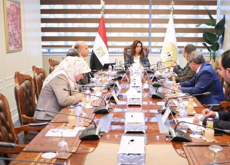 «التنمية المحلية»: نحرص على تنفيذ توجيهات القيادة السياسية في تأهيل ورفع كفاءة العاملين