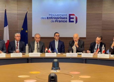 رئيس اقتصادية قناة السويس يختتم جولته لفرنسا بلقاء اتحاد أصحاب الأعمال الفرنسي “MEDEF”