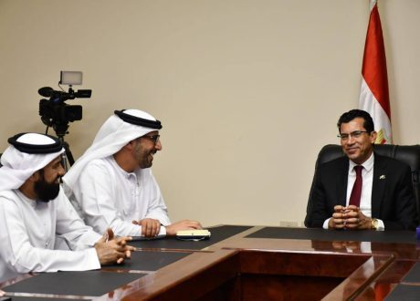 وزير الشباب والرياضة يستقبل مسؤولي مؤسسة زايد العليا لأصحاب الهمم