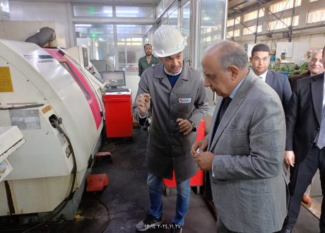 وزير الكهرباء: نحرص على دعم الصناعة وزيادة نسبة المكون المحلي وتوطين