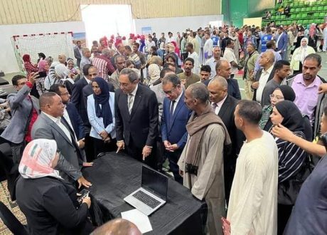 ضمن مبادرة «بداية».. وزارة الشباب تواصل تنفيذ ملتقيات «توظيف مصر» بقنا