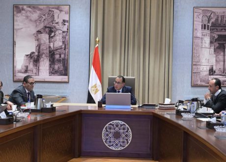 مدبولي: شركة “المقاولون العرب” تساهم في تنفيذ المشروعات التنموية