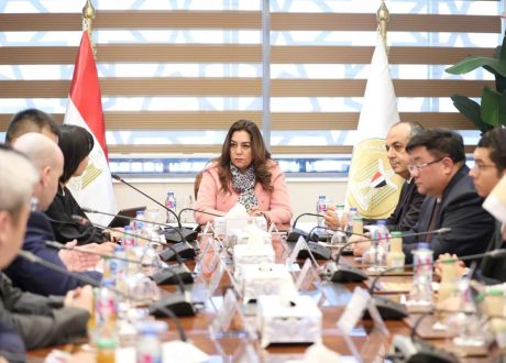 “وزيرة التنمية” تبحث مع وفد صيني مجالات التعاون المشترك