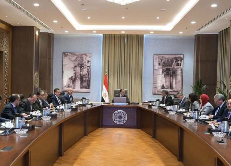 مدبولي: ملف الصناعة له أولوية قصوى حالياً.. وزيادة الإنتاج والتصدير على أجندة الأولويات