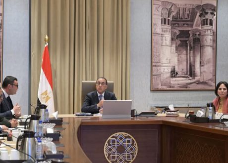مدبولي يوجه بتنفيذ 50 ألف وحدة إسكان جديدة لمحدودي الدخل والشباب ضمن “سكن لكل المصريين