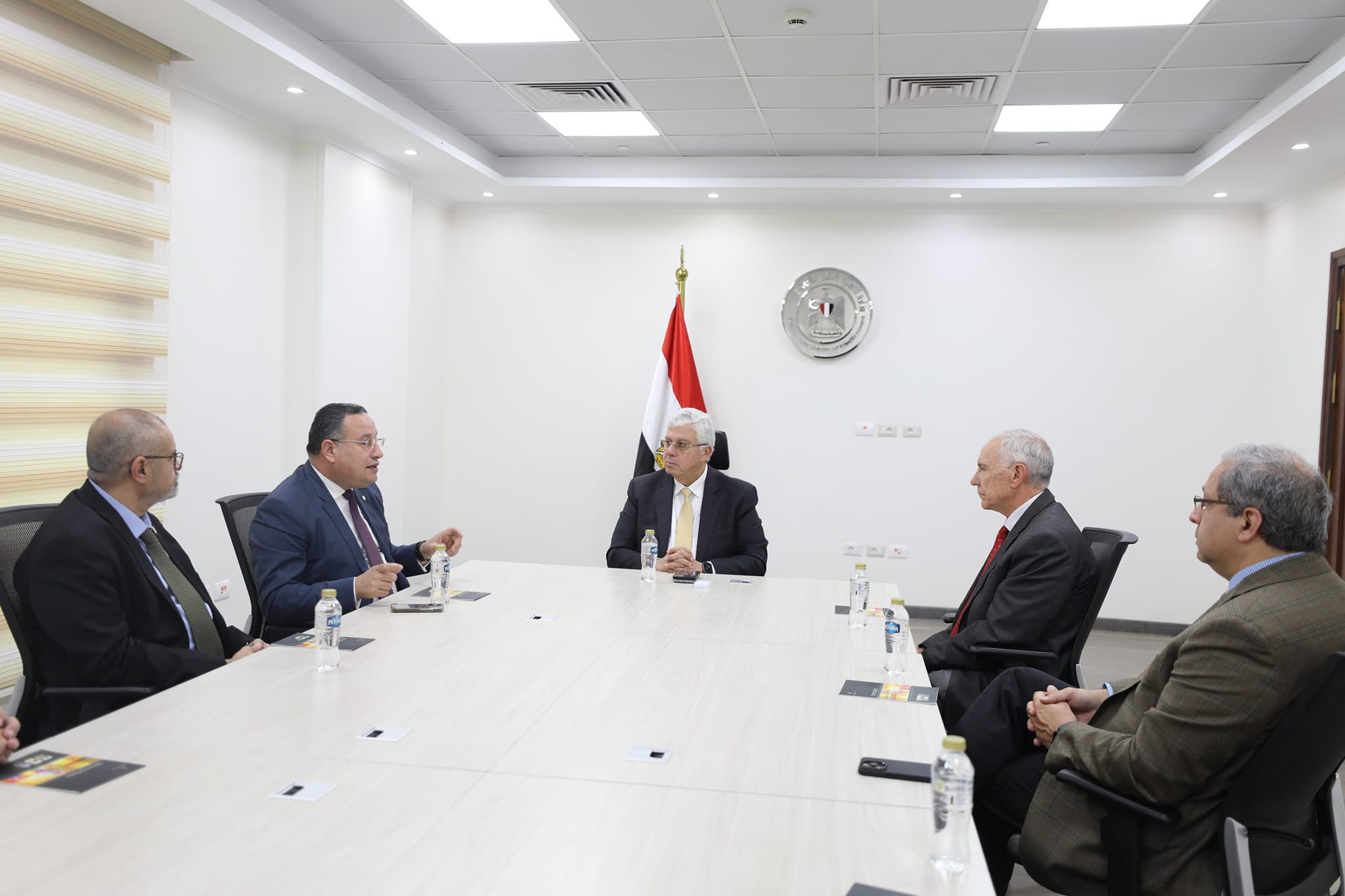وزير التعليم العالي يبحث سبل تعزيز التعاون بين جامعة الإسكندرية و«فيرجينيا تك»