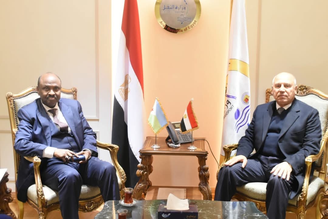 ” وزير الصناعة ” يلتقي سفير جمهورية جيبوتي بالقاهرة لبحث تدعيم التعاون المشترك في مجالات النقل المختلفة