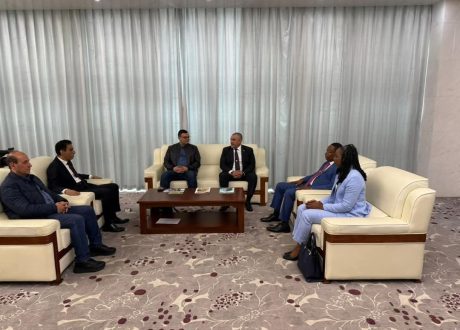 “وزير الإسكان ” يزور غينيا الاستوائية وتنزانيا لزيادة التعاون المشترك وتفقد سد “جوليوس نيريرى” الذى ينفذه التحالف المصري
