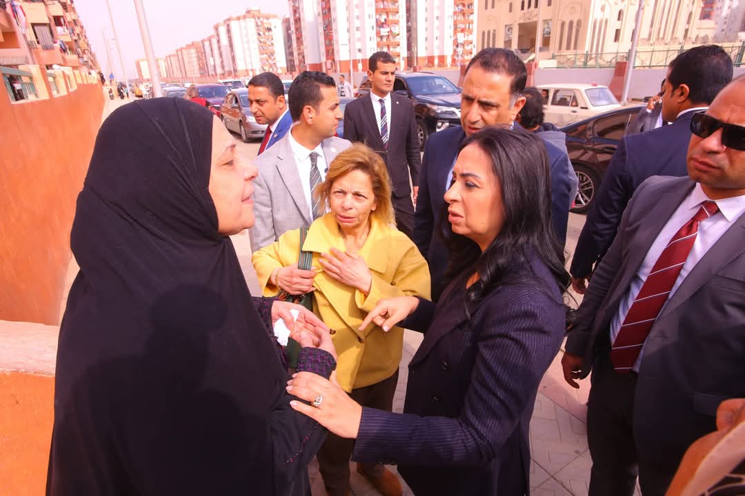 وزيرة التضامن الاجتماعي الاجتماعي تجري جولة مفاجئة لعدد من الوحدات الاجتماعية بالقاهرة