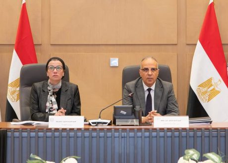  عقد اجتماع اللجنة العليا لتراخيص الشواطئ برئاسة الدكتور هاني سويلم وبحضور  وزيرة البيئة