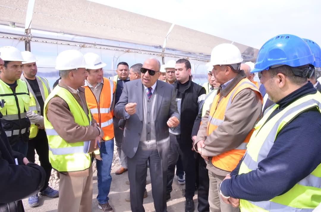  وزير الكهرباء يتفقد محطة الكريمات الشمسية الحرارية لمتابعة أعمال التطوير ومعدلات الأداء وكفاءة التشغيل