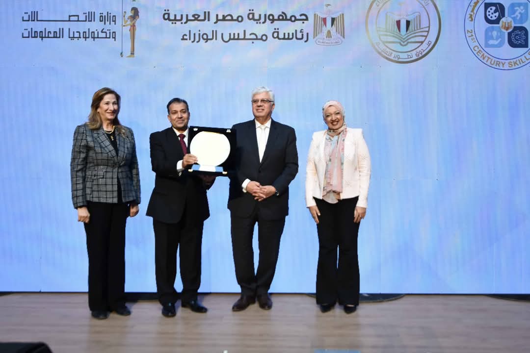 وزير التعليم العالي يشهد حفل إطلاق مبادرة “مراكز مهارات القرن الـ 21 “
