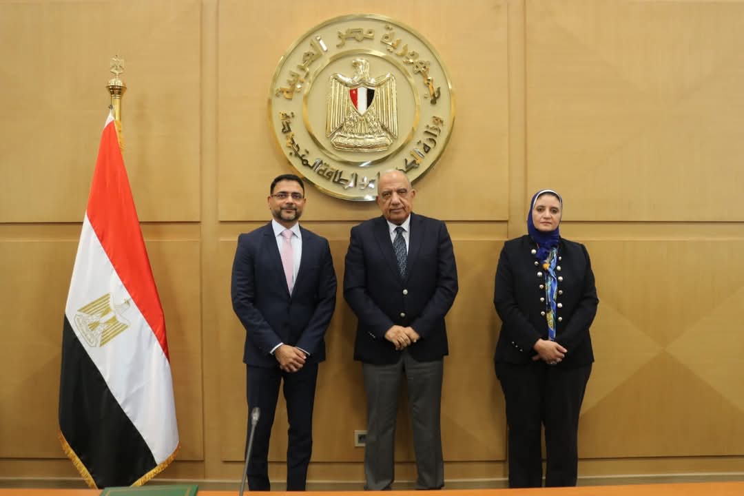 “وزير الكهرباء “يشهد توقيع اتفاقية مشروع إنشاء محطتى تخزين طاقة بقدرة 1500 ميجاوات