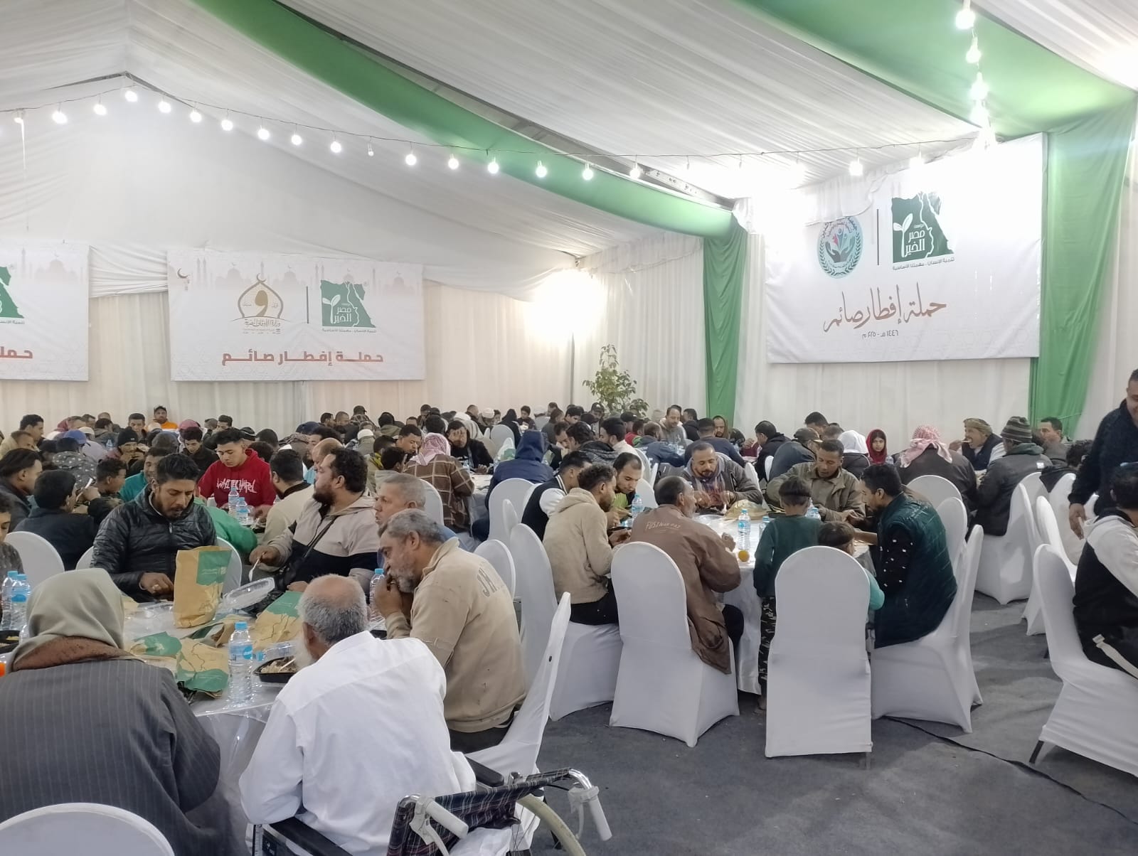 بالتعاون مع مصر الخير.. «الأوقاف» تشارك في تجهيز 27 خيمة رمضانية وتوزع 100 ألف كرتونة غذائية