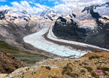 2022-2024 marked largest 3-year loss of glaciers on record.. every mm sea-level rise exposes 200,000- 300,000 people to annual flooding