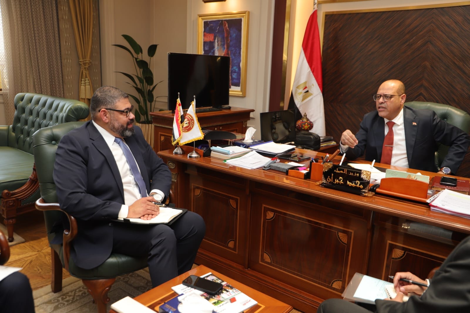 وزير العمل يبحث مع رئيس أكاديمية ناس سبل تدريب الكوادر المصرية وتأهيلها لسوق العمل