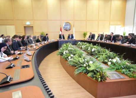 “وزير الصناعة و النقل”يستقبل سفير السويد بالقاهرة لبحث التعاون المشترك بين الجانبين في مجالي النقل والصناعة