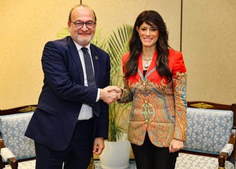 “المشاط ” تبحث مع مدير الوكالة الفرنسية للتنمية مستقبل العلاقات المصرية الفرنسية في إطار الشراكة الاستراتيجية بين البلدين
