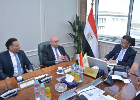 “وزير التموين” يبحث فرص التعاون مع شركة ماجد الفطيم لتعزيز الاستثمارات والتوسع في التصدير