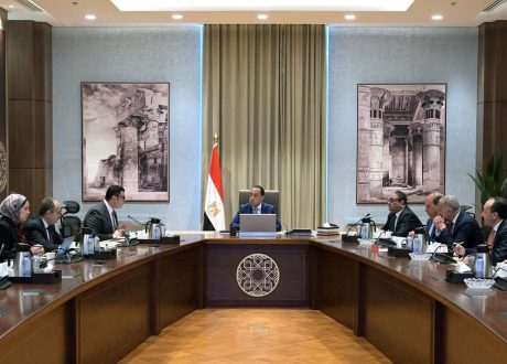 مدبولي يتابع الموقف التنفيذي لمشروع سد ومحطة كهرباء “جوليوس نيريري” لتوليد الطاقة بدولة تنزانيا الاتحادية