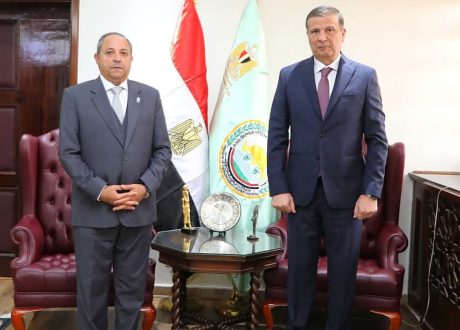 “︎وزير الزراعة” يبحث مع محافظ بورسعيد ملف تقنين الأراضي وتعزيز الخدمات البيطرية والإرشاد والتنمية الزراعية في المحافظة