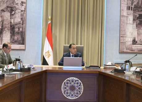 “رئيس الوزراء” يُتابع الموقف المالي لهيئة التأمين الاجتماعي وموقف استثمارات أموال صندوقها الاستثماري