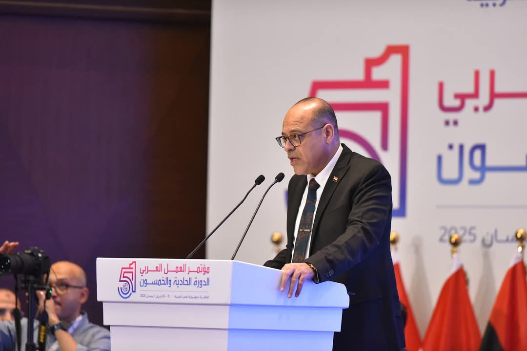 وزير العمل: الدولة حريصة على الاستثمار في البشر وتوفير الحياة الكريمة والحماية الاجتماعية لكافة المواطنين
