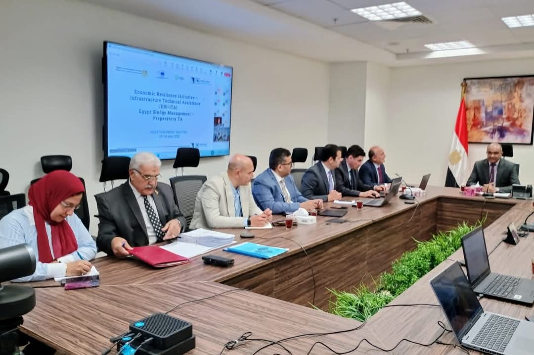 نائب وزير الإسكان يترأس اجتماع اللجنة التوجيهية لمشروع “المساندة الفنية التحضيرية لإدارة الحمأة في مصر”